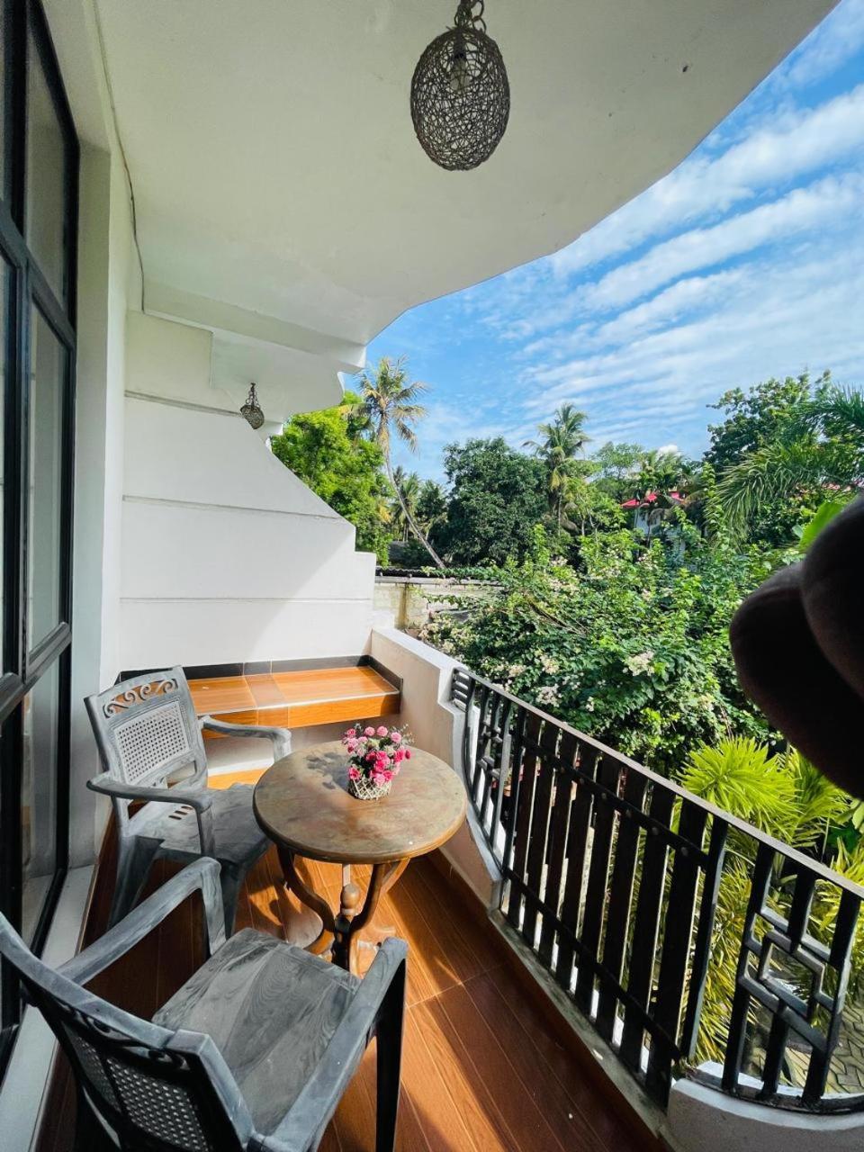 Awon Mirissa Hotel Ngoại thất bức ảnh