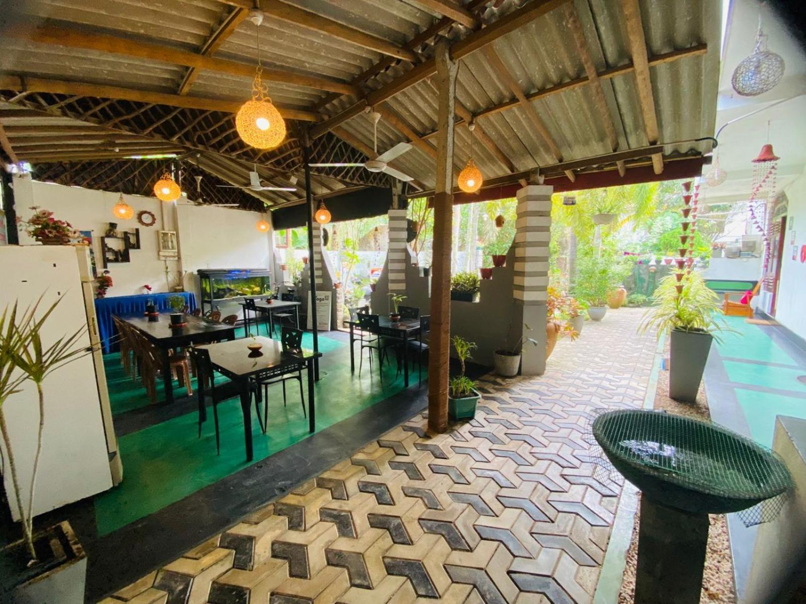 Awon Mirissa Hotel Ngoại thất bức ảnh